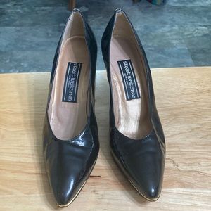 Black & Gold Stuart Weitzman-size 6AA